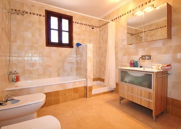 Villa El Crucero With Pool And Jacuzzi Spainsunrentals 1035