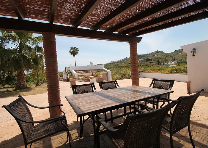 El Crucero With Pool And Jacuzzi Spainsunrentals 1035 Nerja